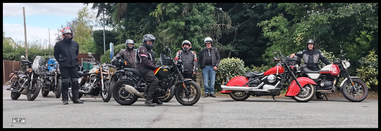 A bunch of Hipster "wannabees" on their way back from the Baffle Haus.